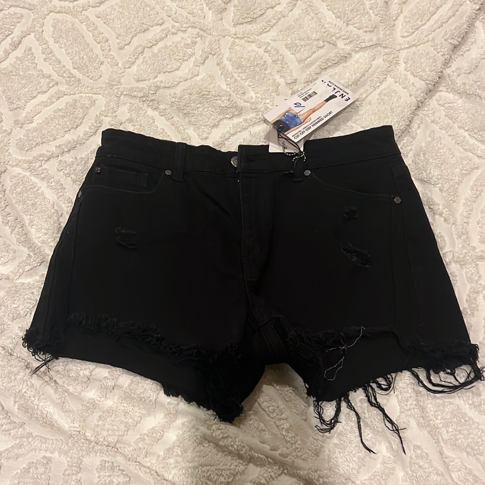 Enjean high rise cut off shorts
